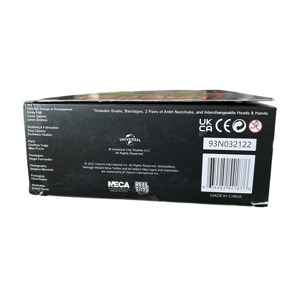 NECA TMNT X UNIVERSAL MONSTERS MICHELANGELO AS THE MUMMY UTLIMATE ACTION FIGURE - Picture 7 of 7